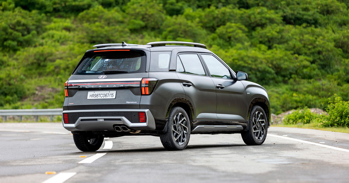 Hyundai Alcazar Diesel Now Available With Panoramic Sunroof, Corporate ...