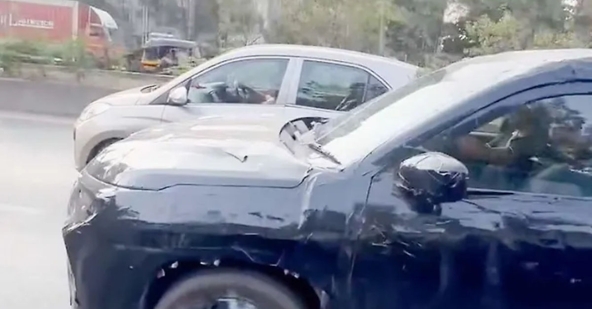 Maruti Escudo 7-seater SUV front