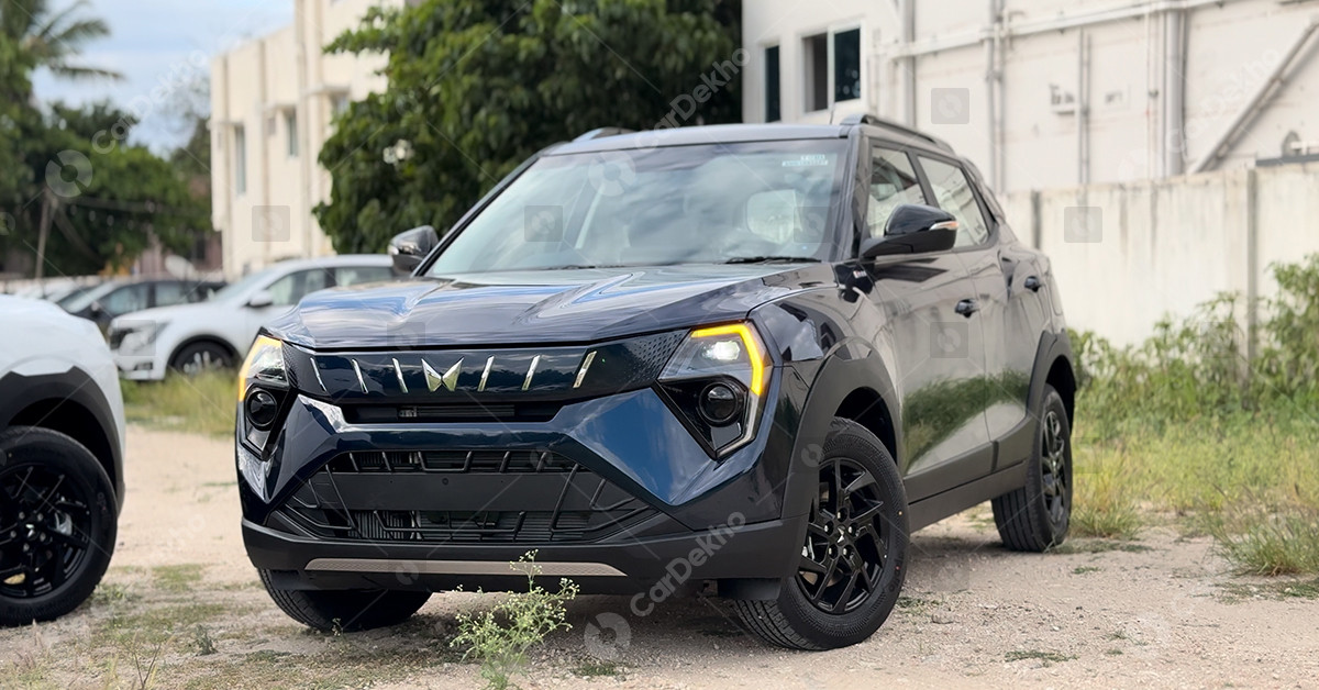 Mahindra XUV 3XO REVX