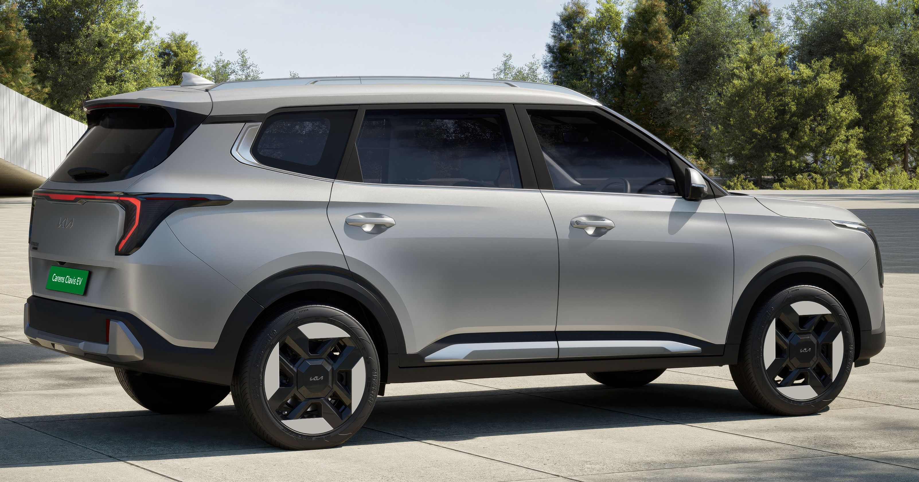 Kia Carens Clavis Rear 