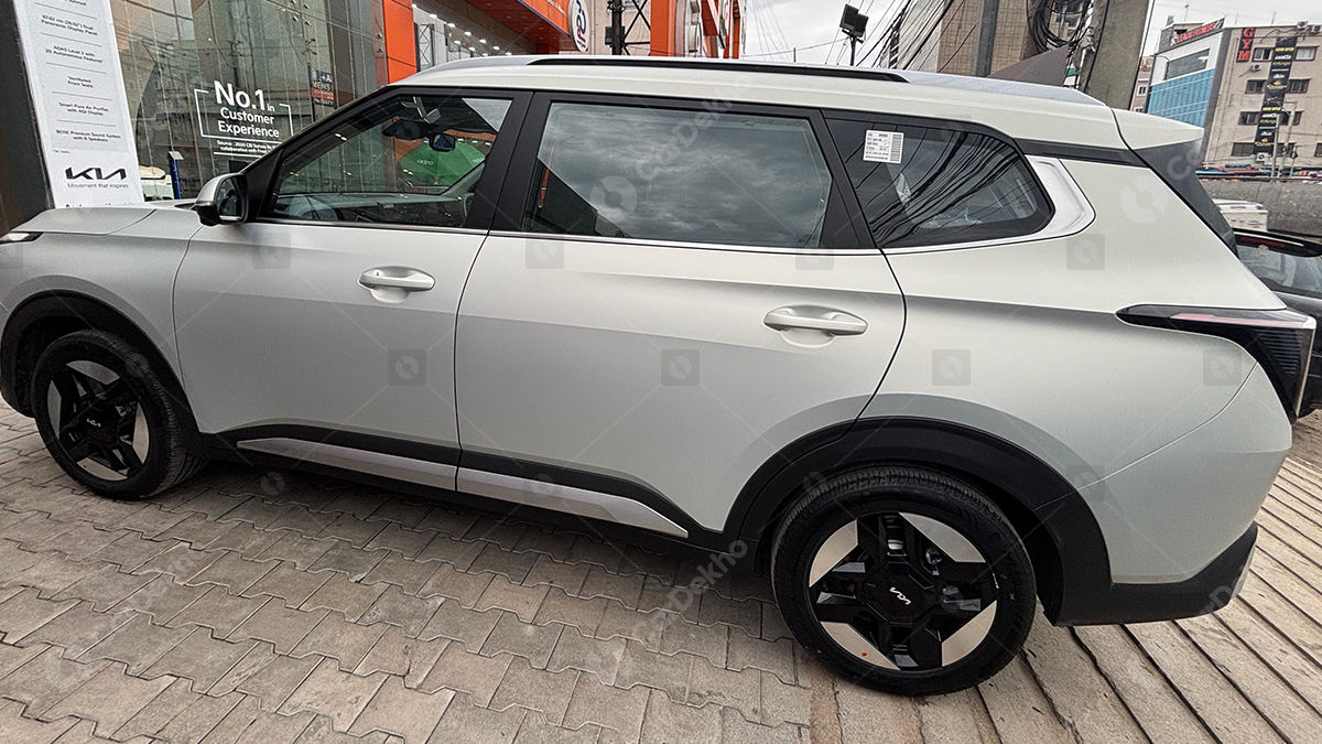 Kia Carens Clavis EV at dealerships Kia Carens Clavis EV at dealerships