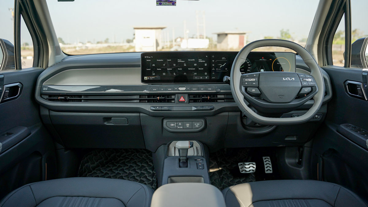 Kia Syros dashboard