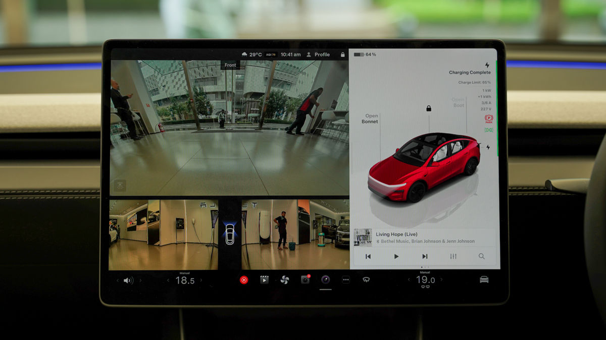 Tesla Model Y 360-degree camera