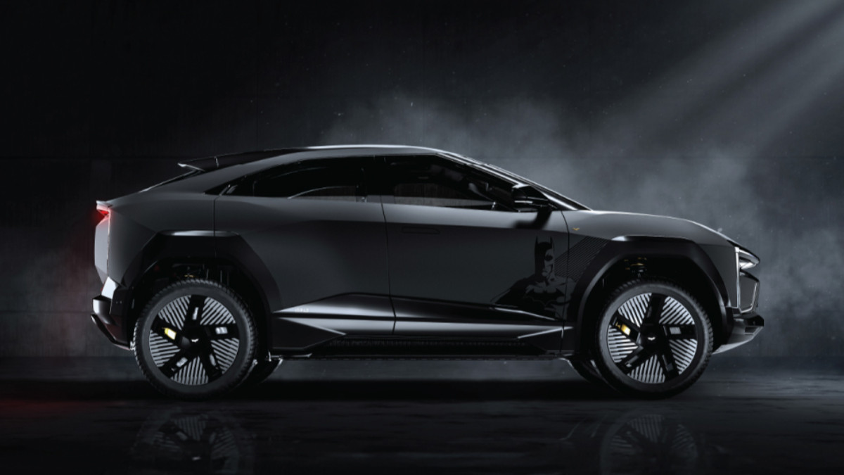 Mahindra BE 6 Batman Edition side profile