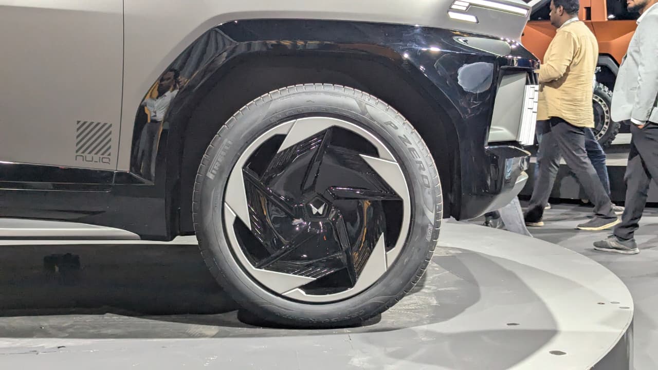 Mahindra Vision X Wheel