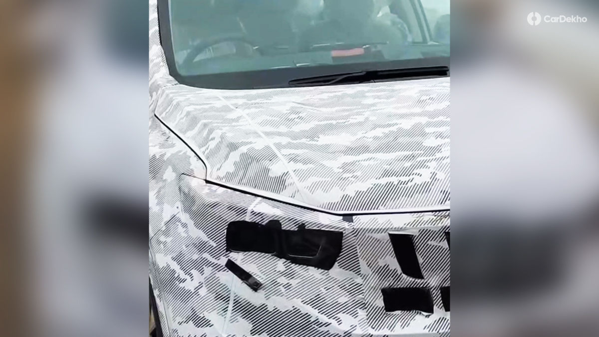 2026 Mahindra XUV700 Facelift Spied