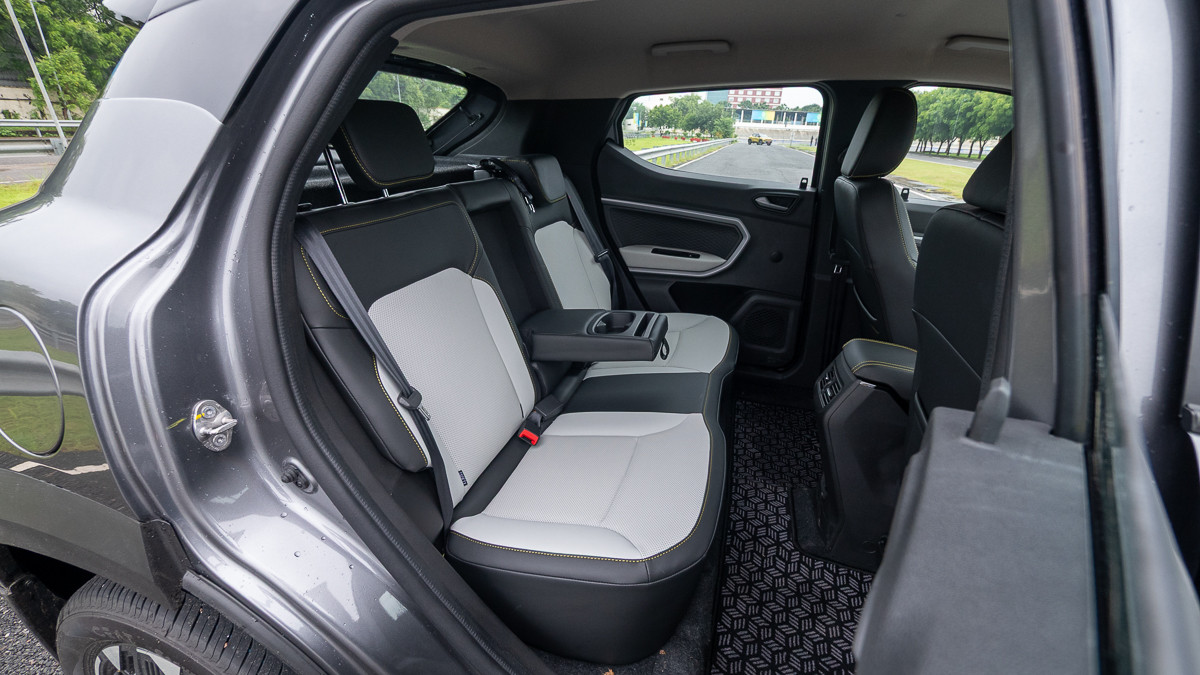 Renault Kiger rear seat Renault Kiger rear seat