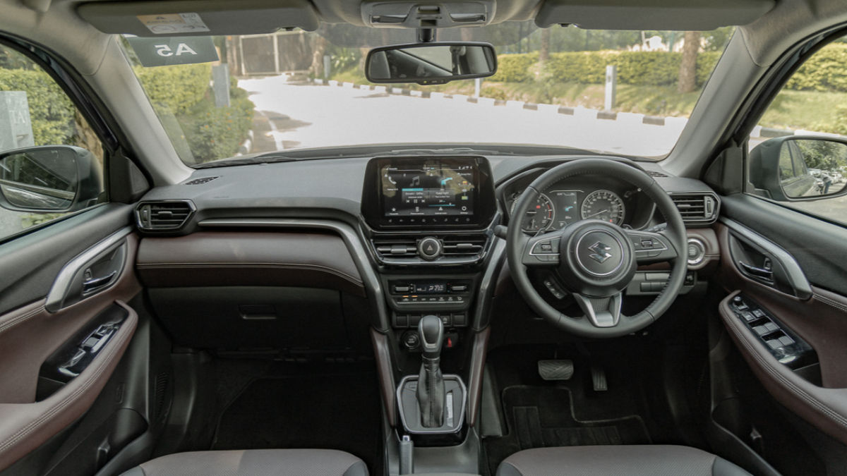 Maruti Grand Vitara dashboard