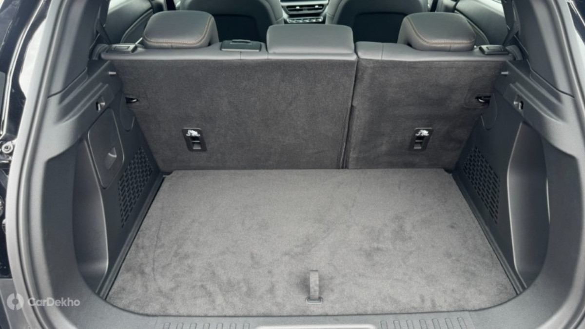 Vinfast VF6 boot space Vinfast VF6 boot space