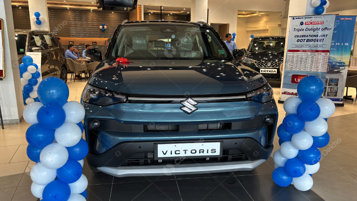 Maruti Victoris at dealership Maruti Victoris at dealership