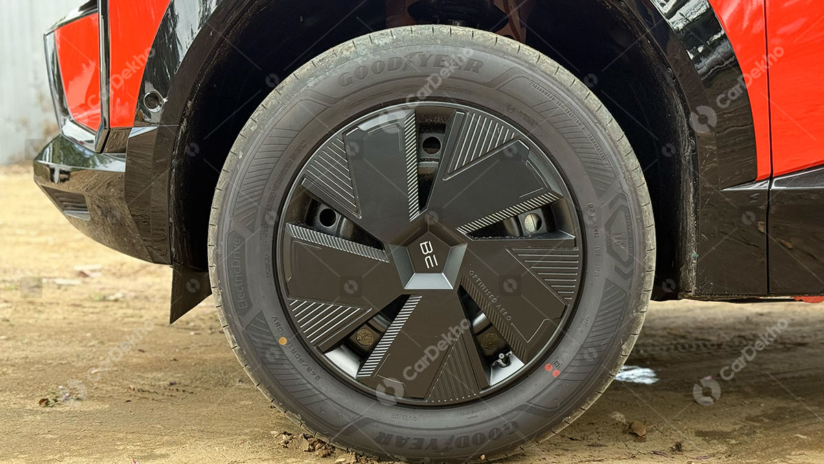 Mahindra BE 6 Pack One