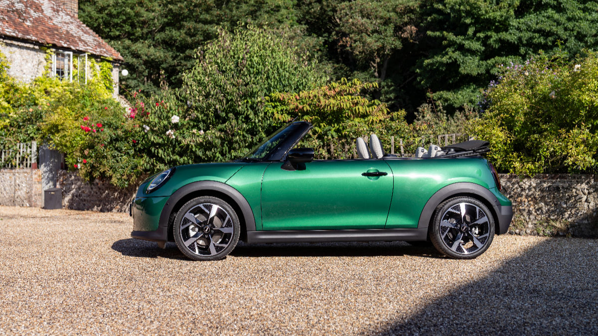 The Rivals Mini Cooper Mini Cooper Convertible S Launched At Rs 58.50 Lakh: Design, Interior ...