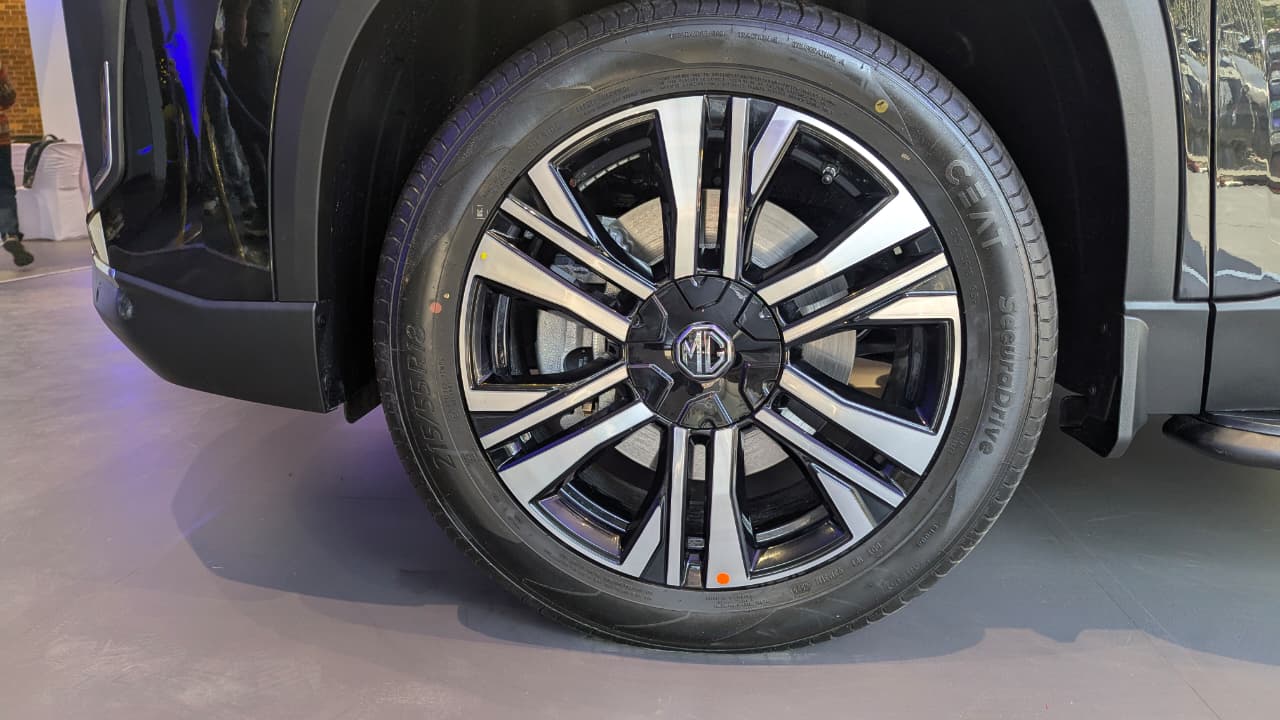 MG Hector Facelift alloys