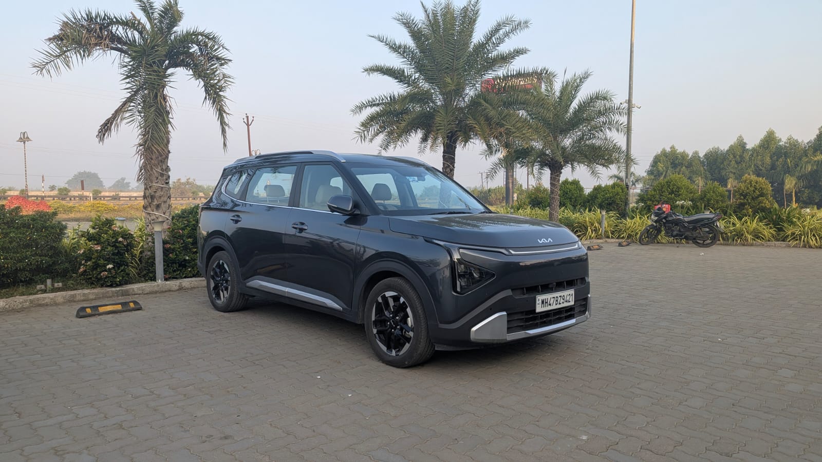 Kia Carens Clavis Kia Carens Clavis