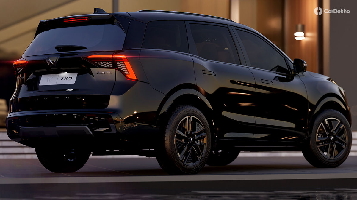 Mahindra XUV 7XO Rear Three Quarter 