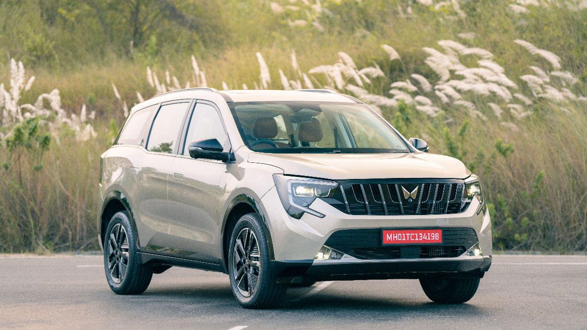Mahindra XUV 7XO