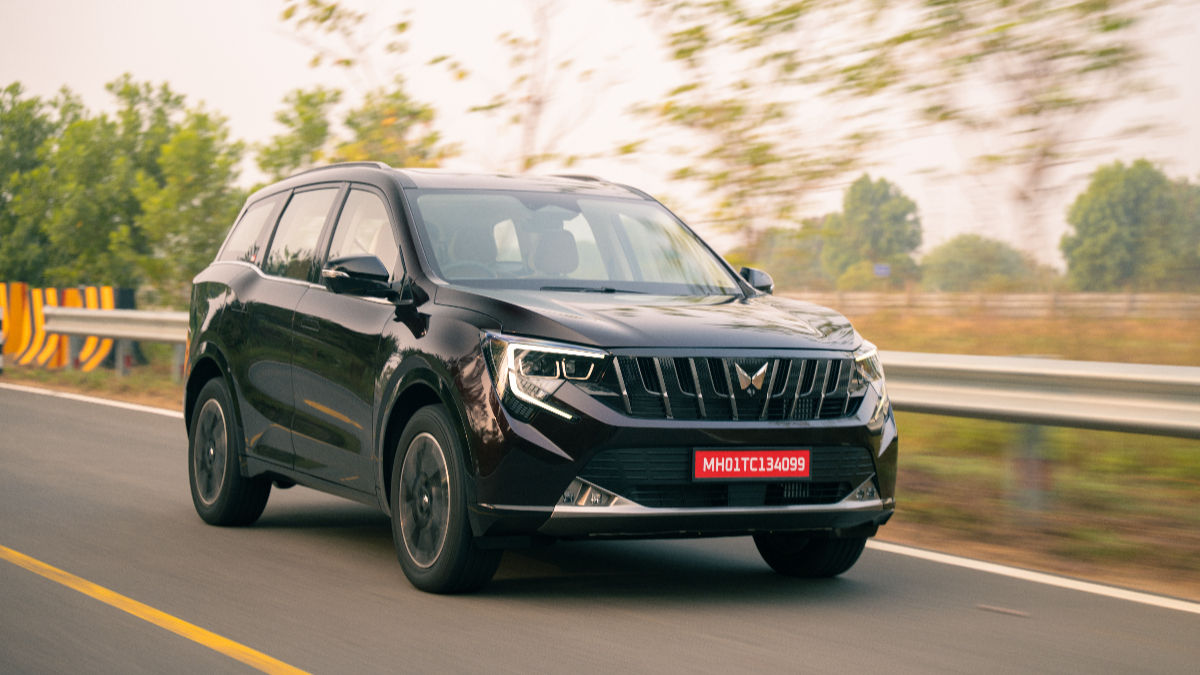Mahindra XUV 7XO