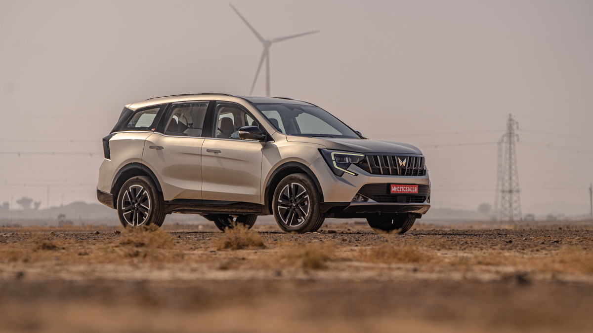 Mahindra XUV 7XO