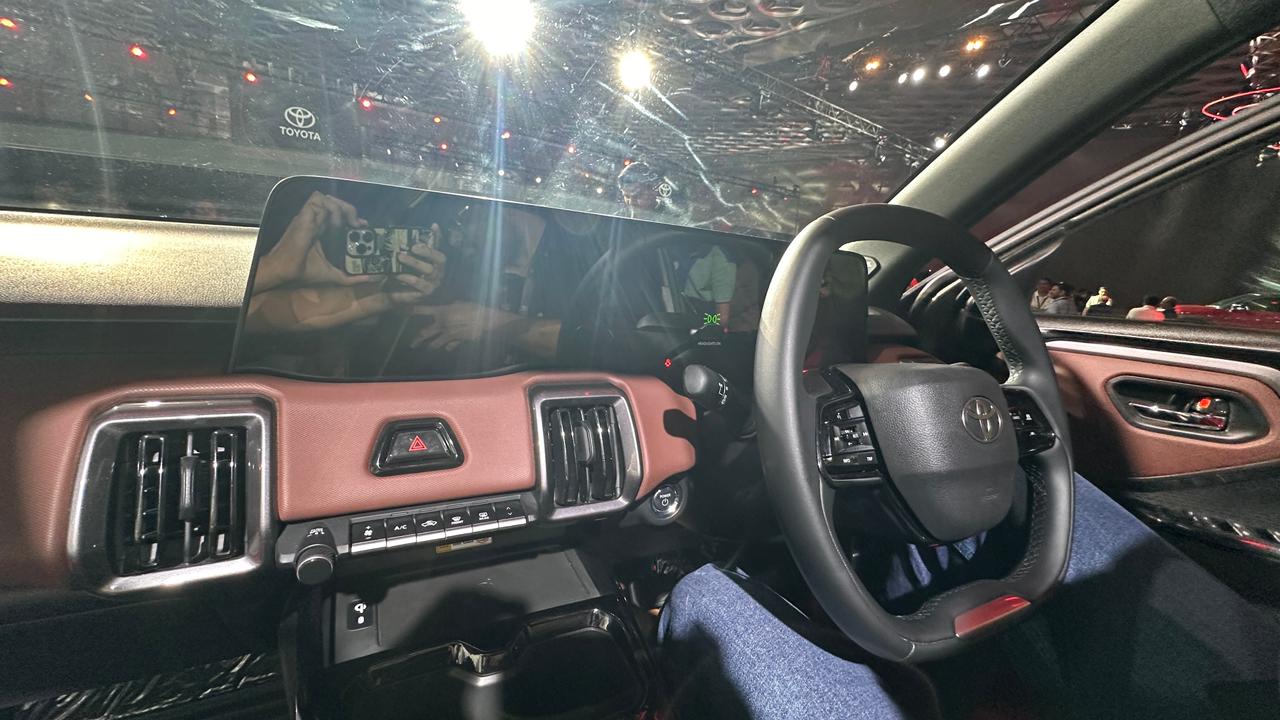 Toyota Urban Cruiser Ebella