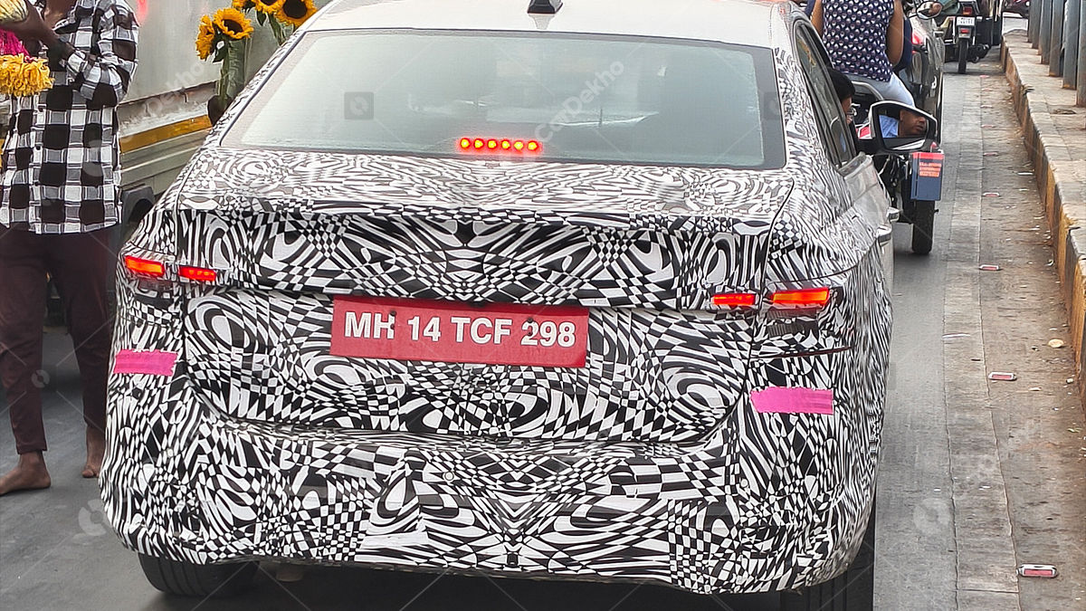 Test Element Instrument 2026 Skoda Slavia Facelift Spied Testing: Exterior, Interior, Features ...
