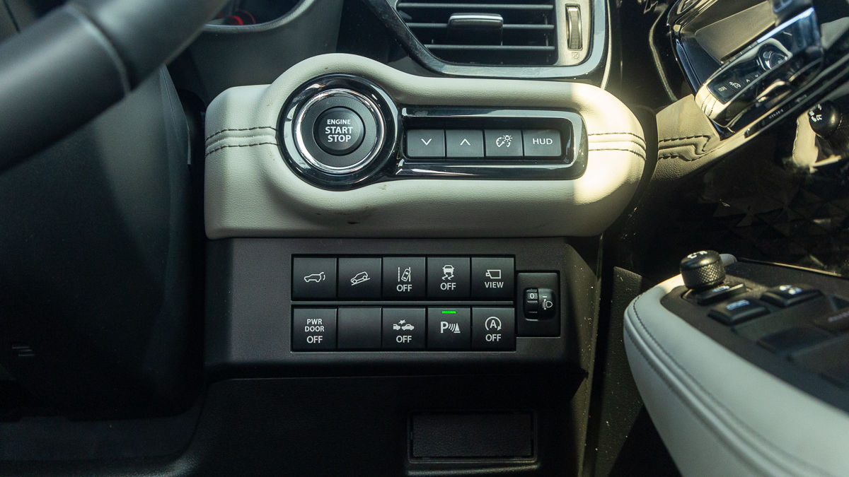Victoris in-cabin buttons Victoris in-cabin buttons