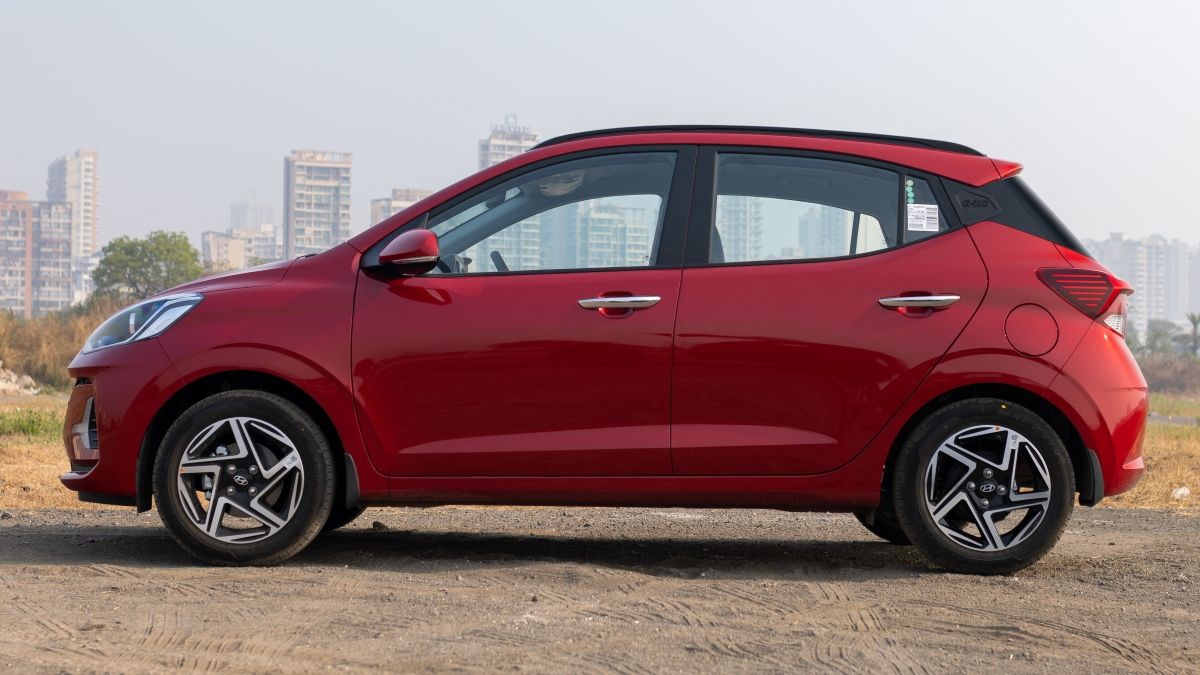 Hyundai Grand i10 Nios Side