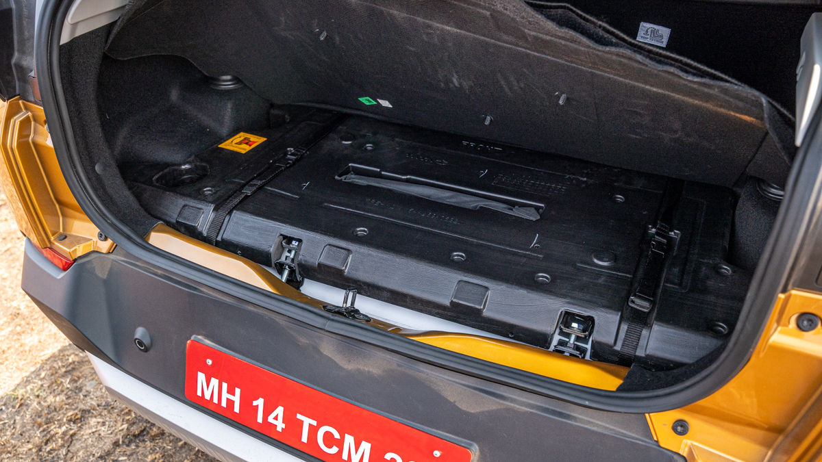 Tata Punch Dual Cylinder Boot
