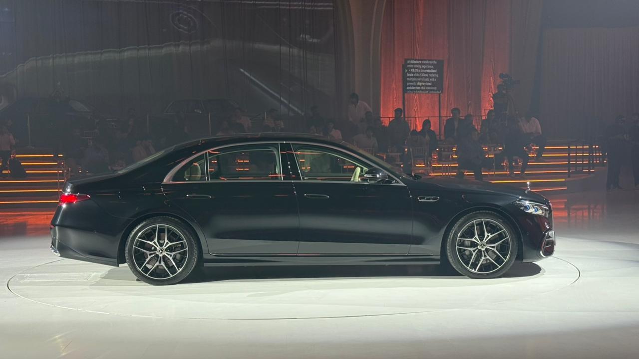 భారతదేశంలో విడుదలైన కొత్త Mercedes-Benz S-Class: ధర, ఫీచర్లు, పవర్ ...