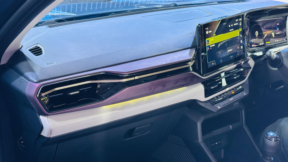 Nissan Tekton