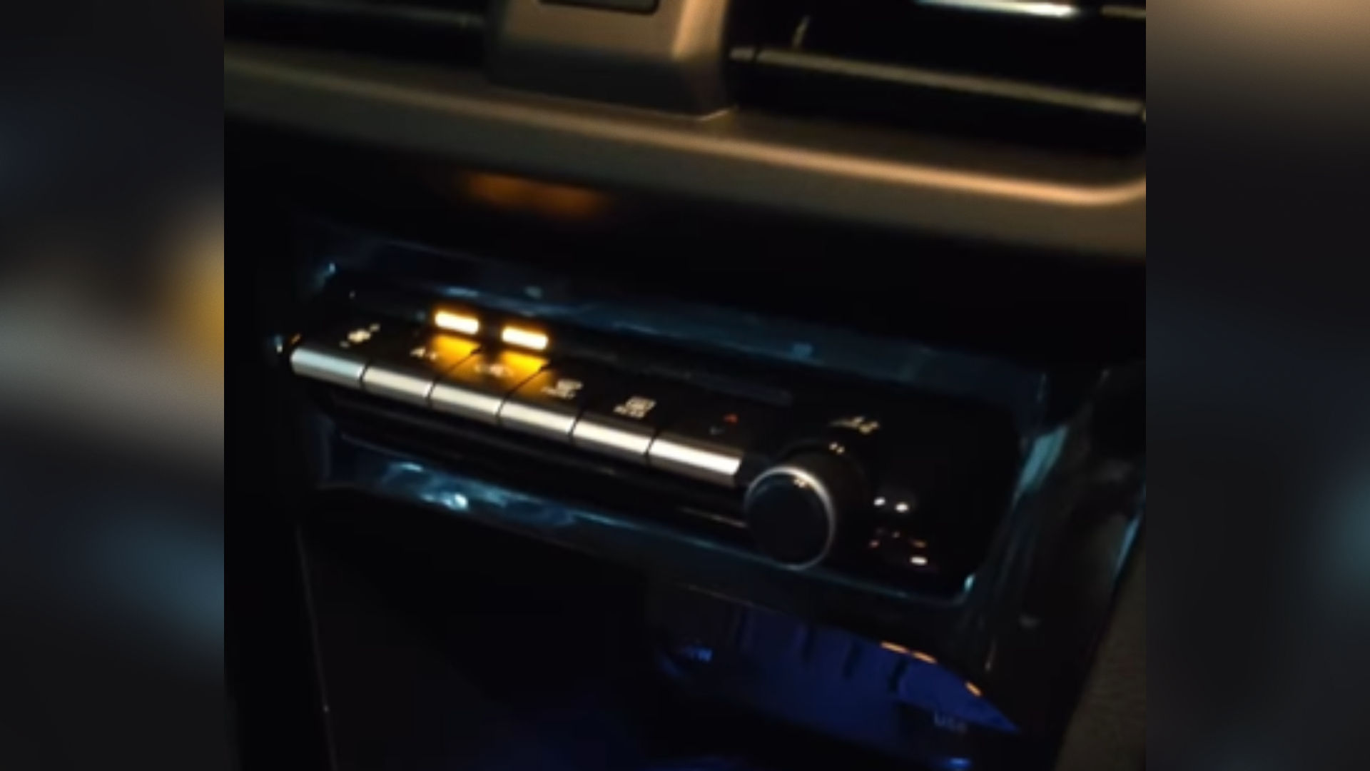 Maruti Brezza Leaked Maruti Brezza Leaked
