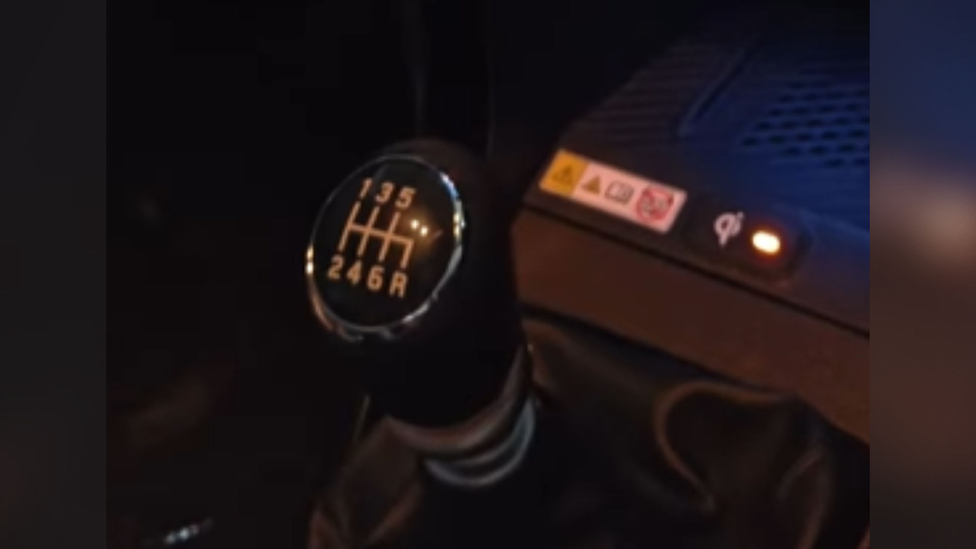 Maruti Brezza Leaked Maruti Brezza Leaked