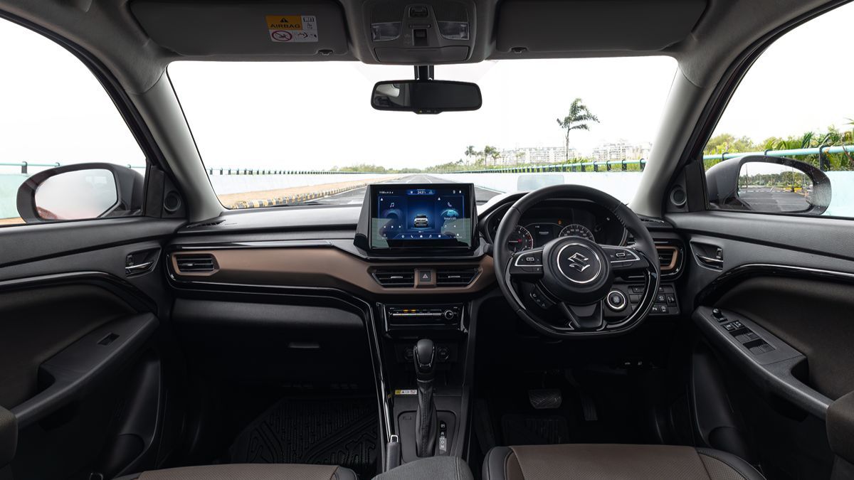 Maruti Brezza Facelift Vs Toyota Taisor