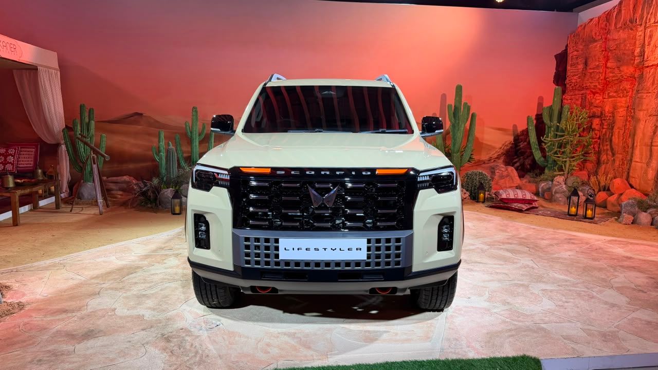 Mahindra Scorpio Lifestyler Front