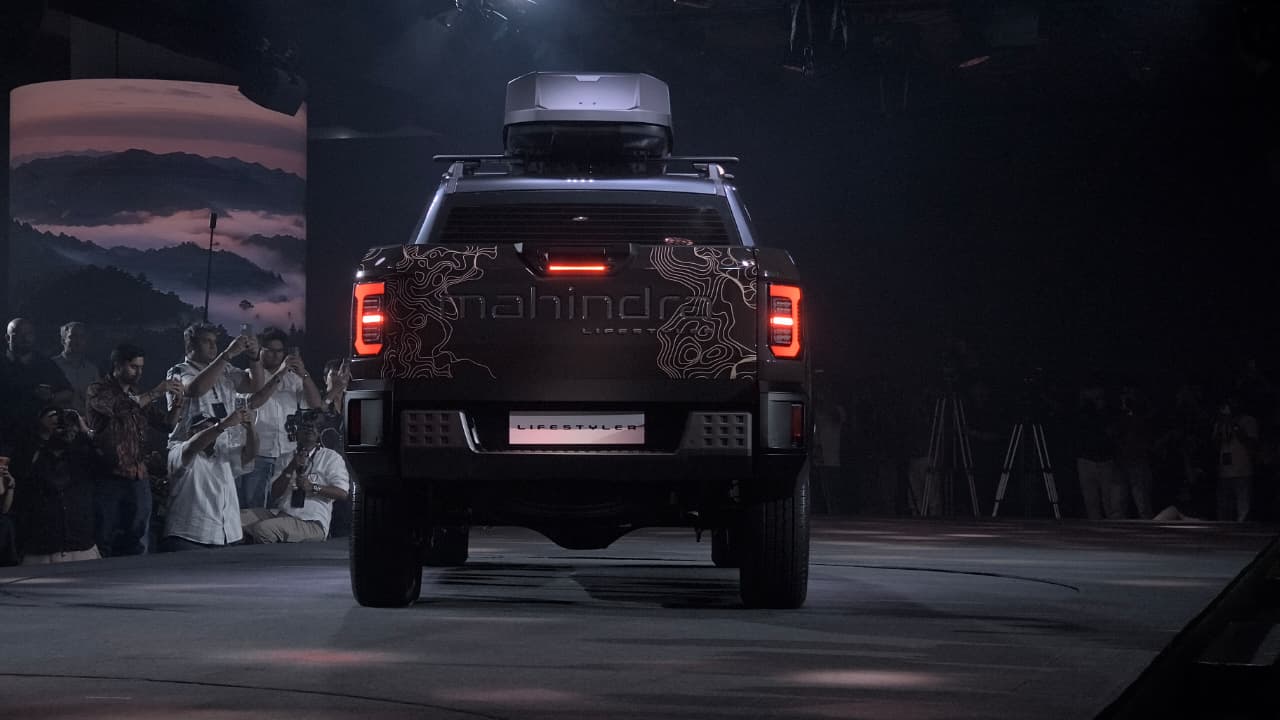 Mahindra Scorpio Lifestyler Rear