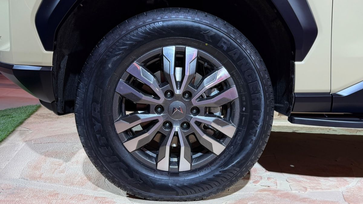 Mahindra Scorpio Lifestyler Trail Edition Mahindra Scorpio Lifestyler Trail Edition