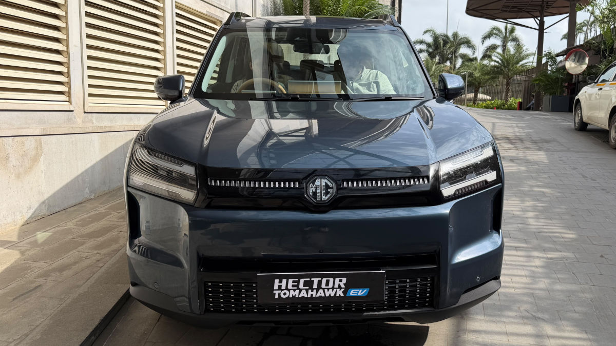 MG Hector Tomahawk EV