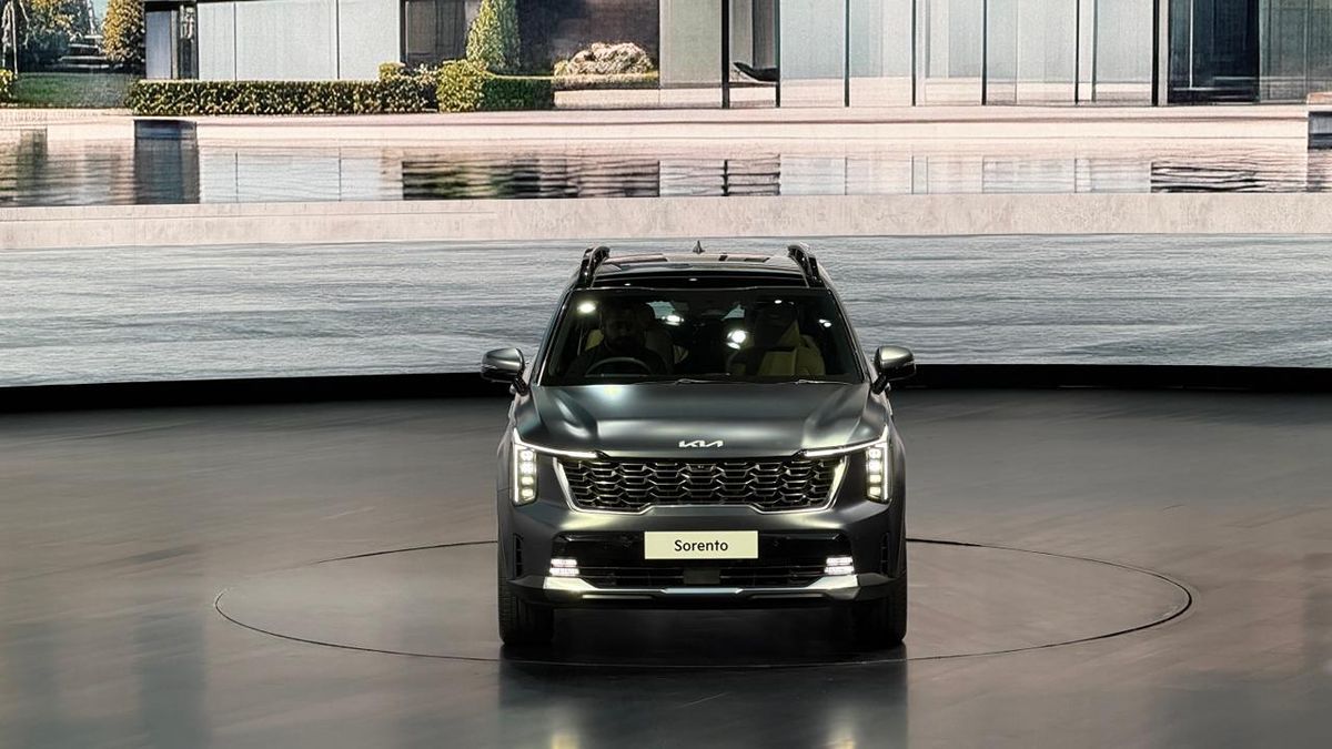 Kia Sorento Front