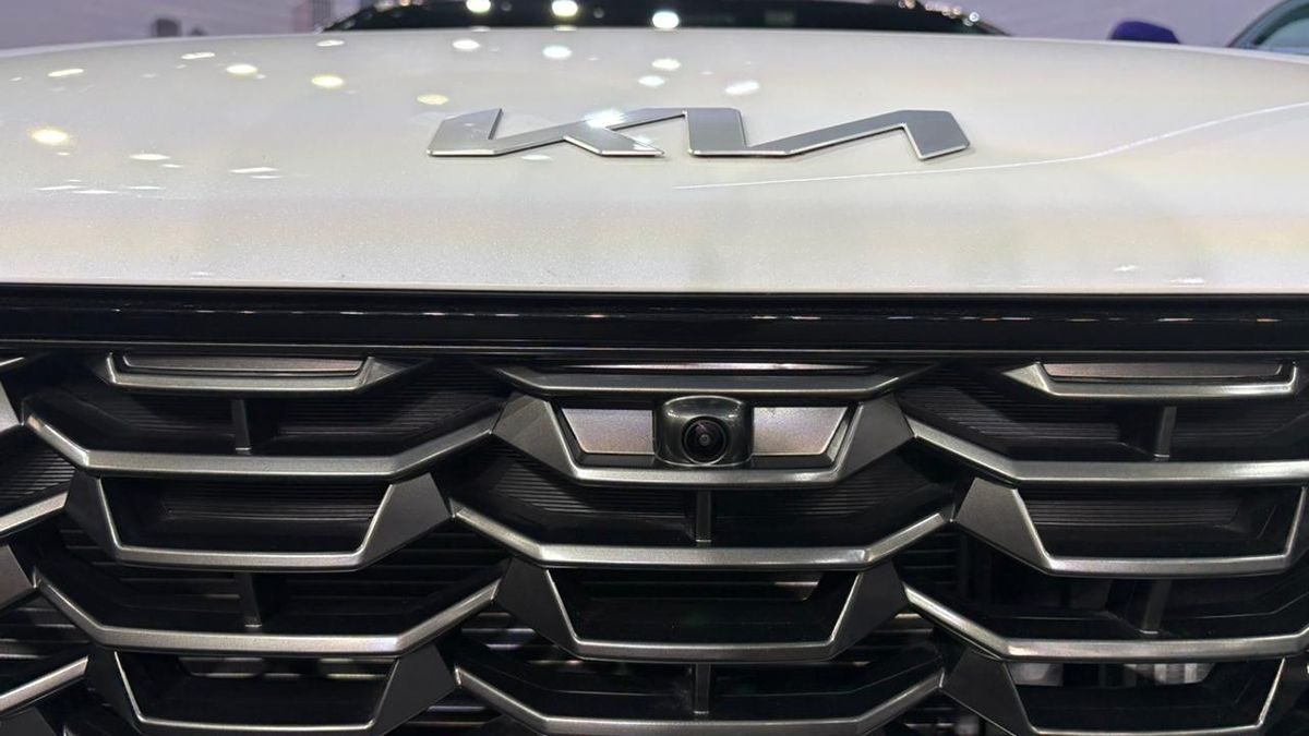 Kia Sorento 360-degree Camera