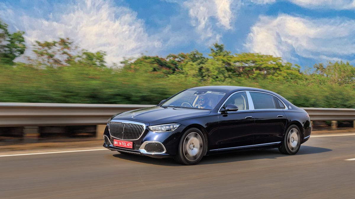 Mercedes Maybach S-Class Front Quarter