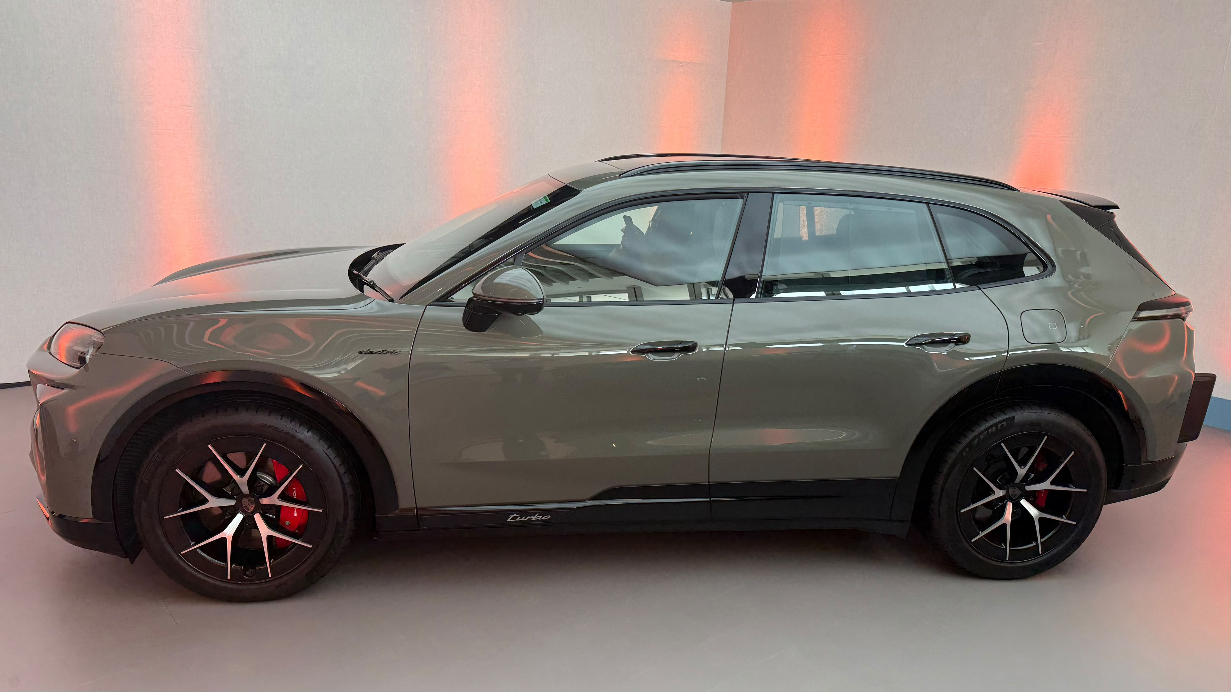 Porsche Cayenne Electric Launched India Porsche Cayenne Electric Launched India