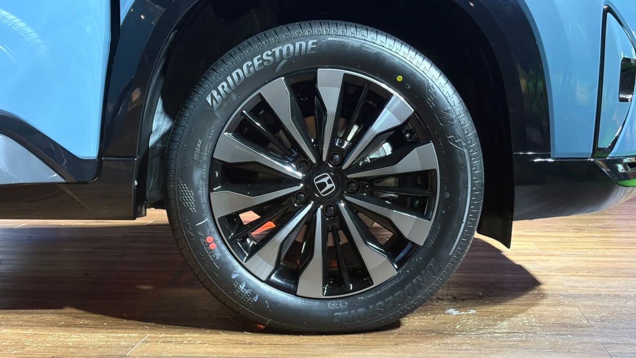 2026 Honda Elevate 17-inch Alloy Wheels