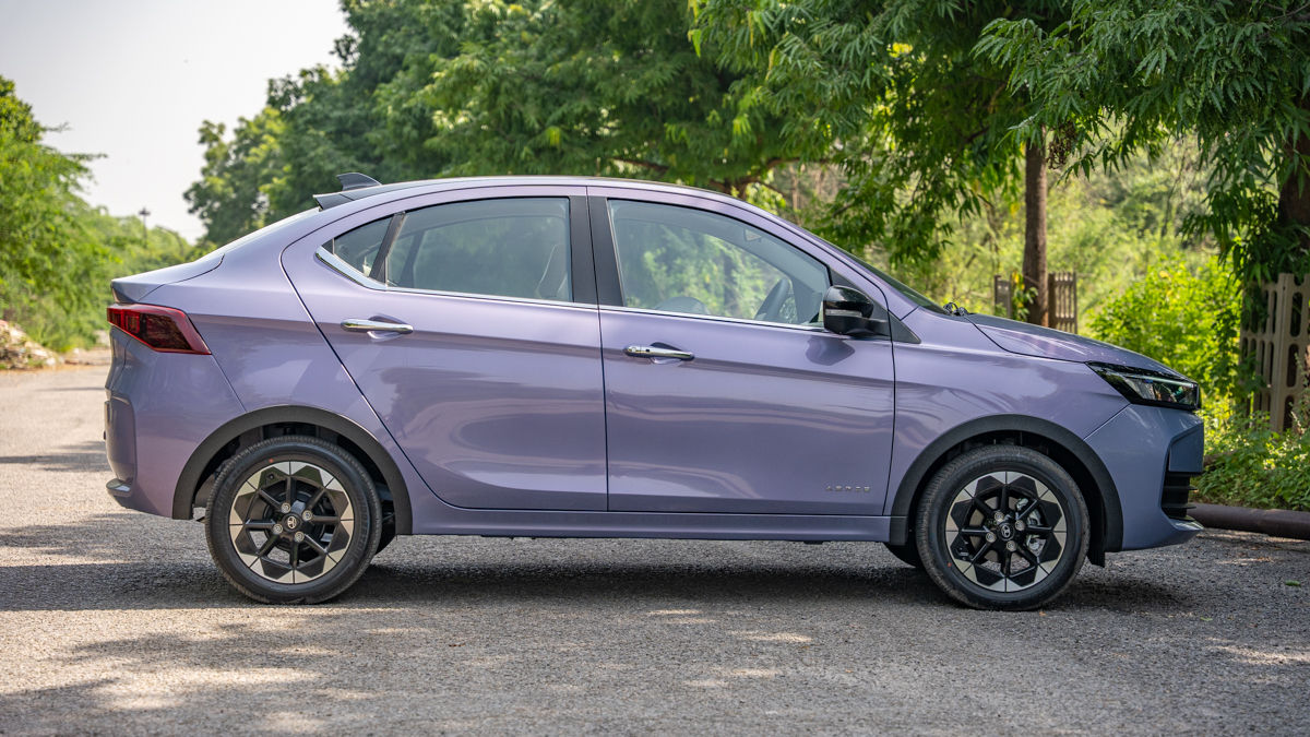 Tata Aeris Side
