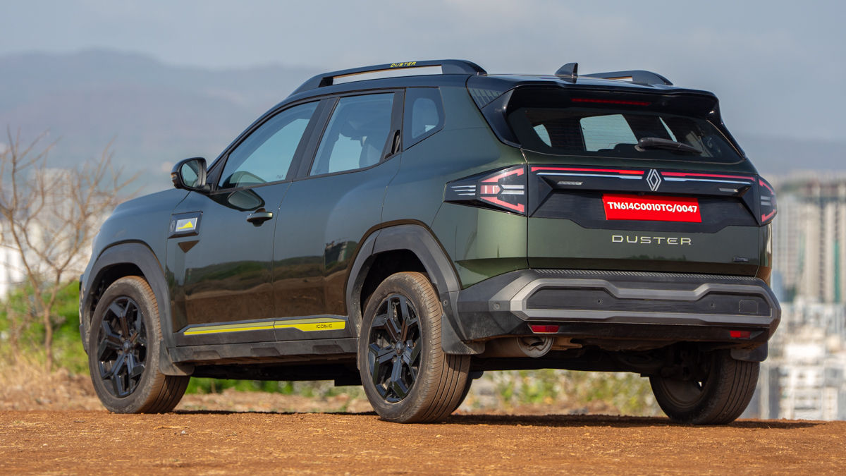 Renault Duster Rear Quarter