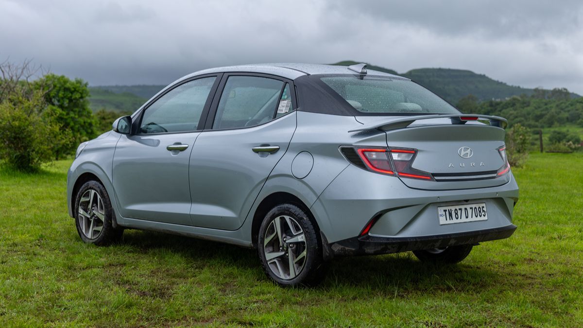 Hyundai Aura Rear Quarter