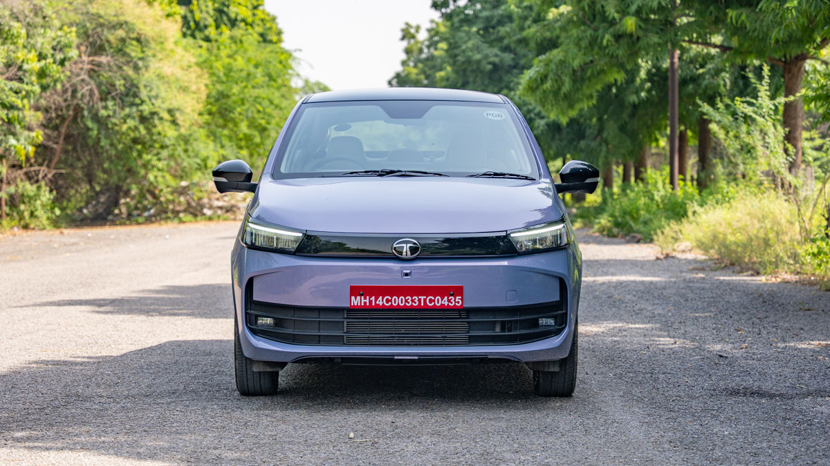 Tata Aeris Front