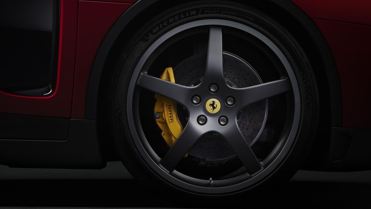 Ferrari Luce