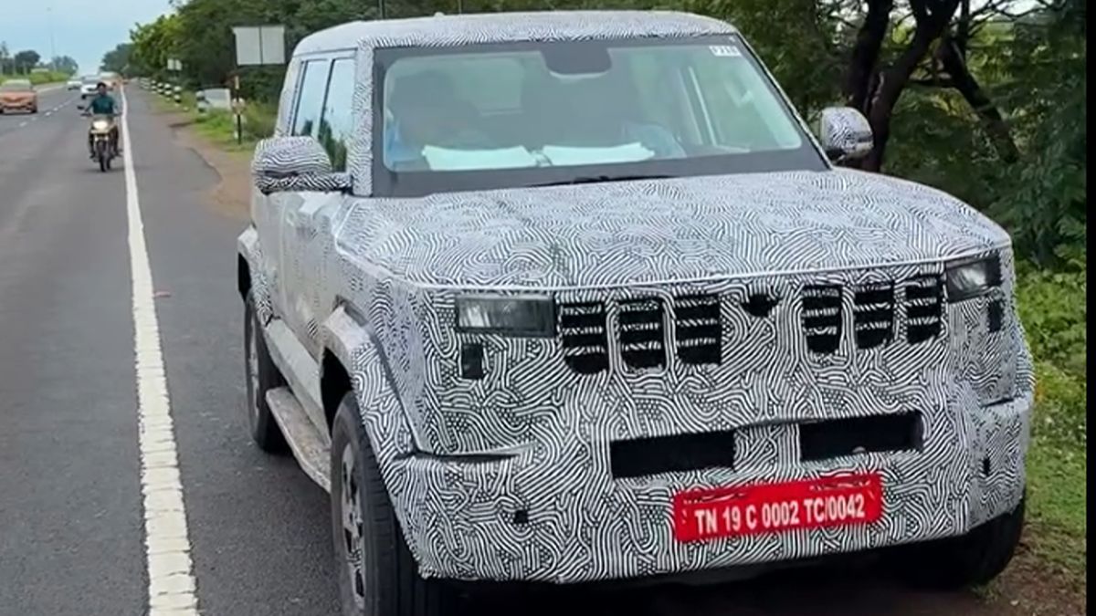 Mahindra Vision S Spied Front Quarter