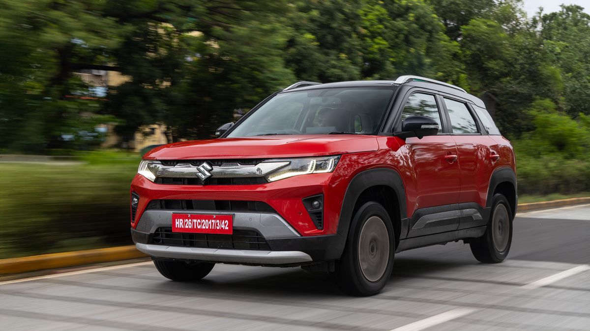 Maruti Brezza Front Quarter