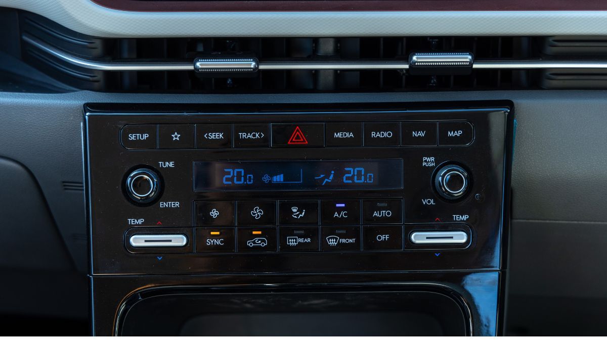 Hyundai Creta Dual-Zone Automatic Climate Control