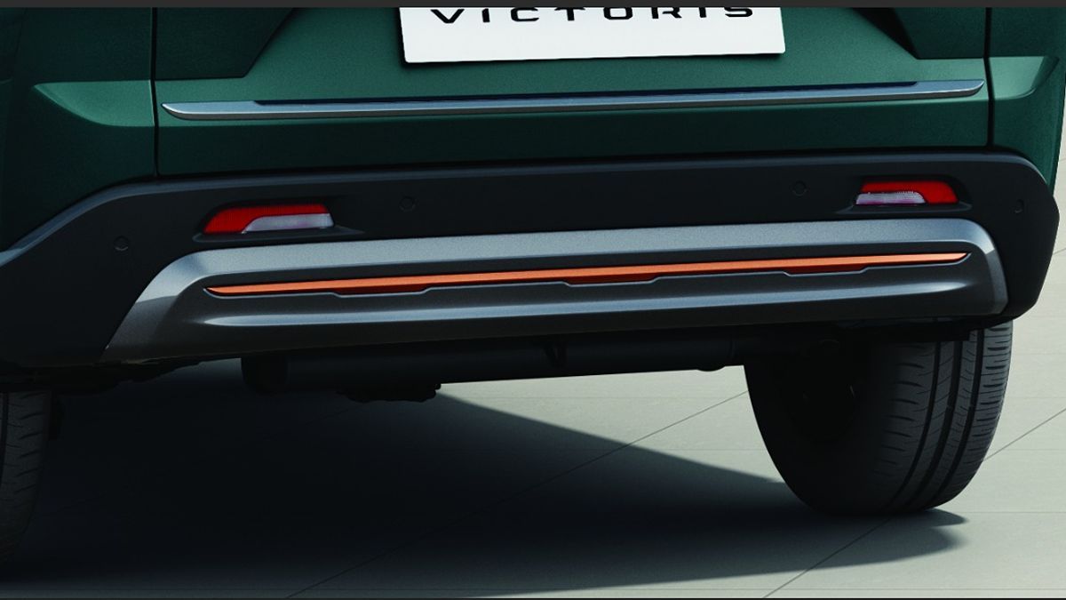 Maruti Victoris Aurum Edition Rear Bumper